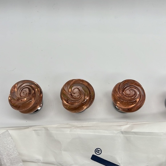 Bellini Baby Decorative knobs / drawer pulls - 10 - 🌹 NEVER USED - Picture 3 of 5